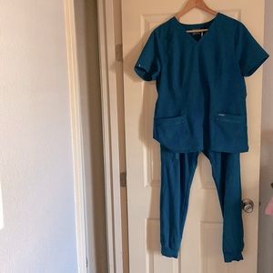 Jaanuu Caribbean Blue Scub set!